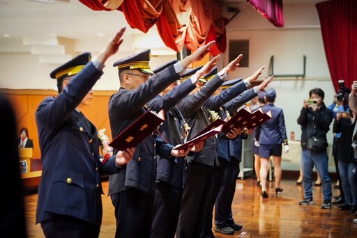 肯定卸任期勉新任 新北警分局長、大隊長布達就職