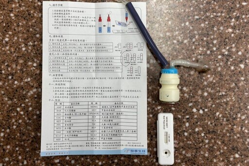 綠燈不走辯車故障 警攔停查獲毒品及玩具槍