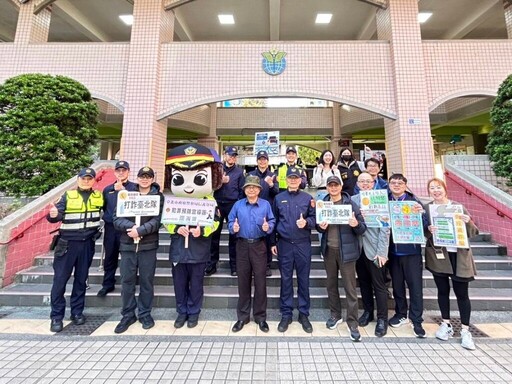 開學首日 信義警守護學童安全兼打詐交通宣導 家長很放心