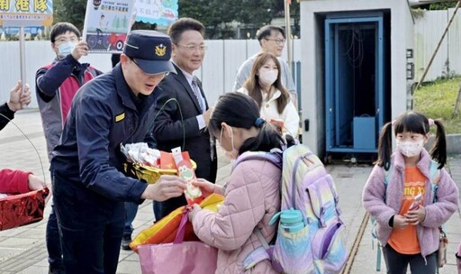 開學囉 南港警加強交通疏導及交安宣導