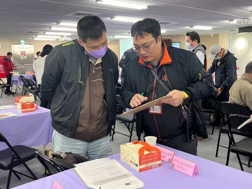 移轉夜尖峰標竿用戶分享節電撇步 台電桌邊服務用戶有感