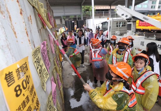 變身清潔隊長 環保小局長資收體認辛苦工作