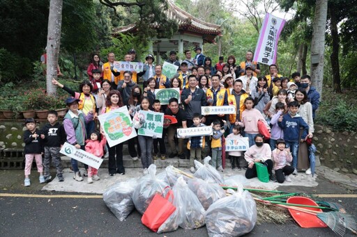 立法院民主議政園區親子淨山 後山林道公園建設啟動