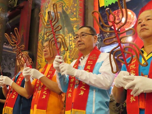 媽祖聖誕千秋 侯友宜參拜祈求國泰民安
