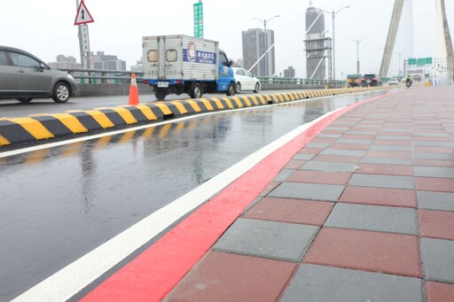 提升品質降低行車風險 新北大橋機車道改善提前完工