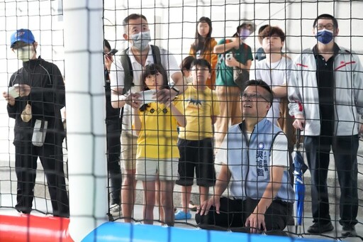 大新竹校園掀起科技運動風潮 「無人機足球」親子超愛魅力無法擋