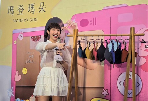 峮峮擔任品牌內衣一日店長 500峮粉熱情擠爆SOGO新竹店