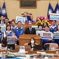 新北2萬鄰長納保 調增里基級距、餐點費