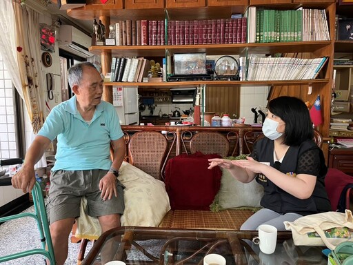 宣導照護高齡榮民政策 臺北榮服處溫馨訪視兼顧關懷