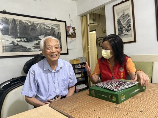 〈慶福〉愛心不打烊 攜手新北榮服處清涼「衣」夏