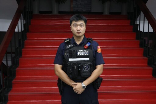 文一警協助處理故障車 即刻救援守護道路安全