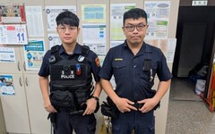 失智翁深夜迷途窩車內 北投警調閱監視器成功救援