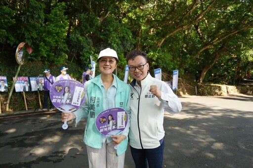 連勝文聲援鄭正鈐竹市車掃 四大眷村揮舞國旗熱情相挺