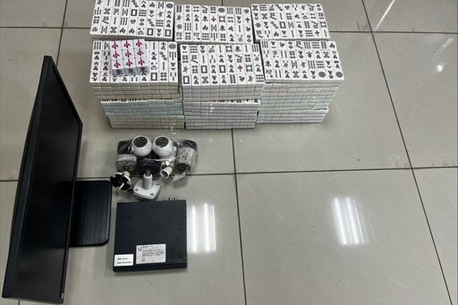 假棋牌社真賭場 萬華警破獲隱密賭窟