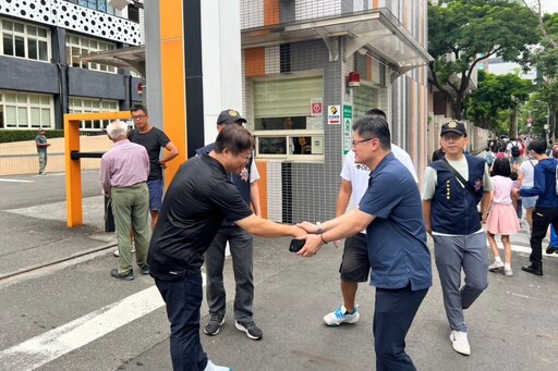 開學收心日 北市警護學童上學路