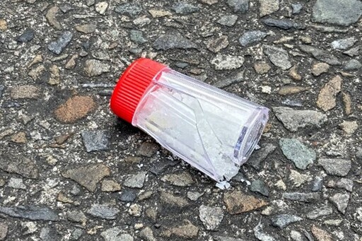 男子訪友違停遇盤查 慌張丟毒仍遭警識破送辦