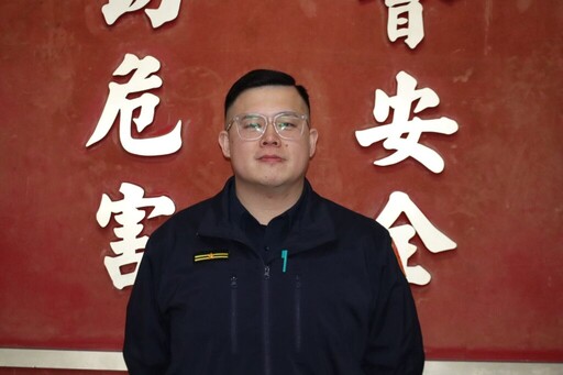 汽車路口突熄火 文一警迅速協助排除危機