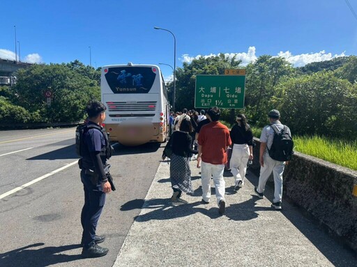 遊覽車隧道突冒煙 警消合力守護公眾安全