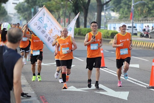 永慶盃路跑台中中央公園鳴槍 5000跑友熱血跑出健康與希望