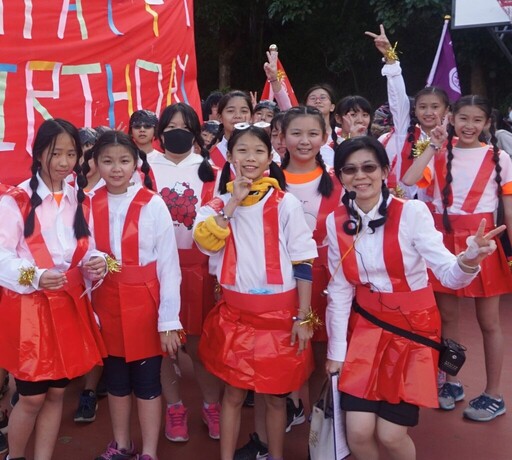 傾盡所有能量,照亮孩子前途!竹市教師王意如榮膺全國傑出導師獎