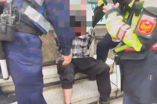 11月18日總統府前軍禮安全維護 民眾不遵循管制