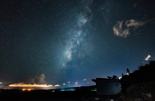 「英仙座流星雨」七夕佳樂水浪漫登場