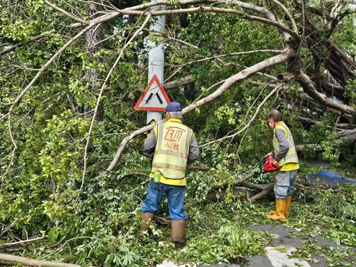 黃偉哲：一體同心台南支援高雄救災