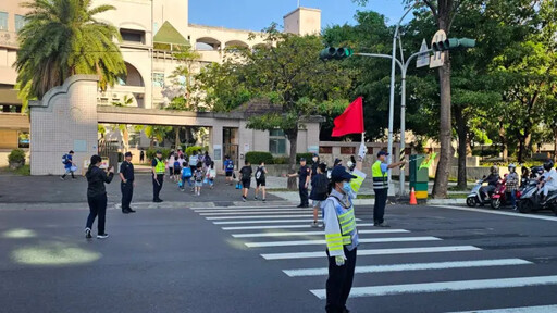 保障風災後學童安全 高市投入逾300名警力