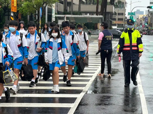 風災後雄警啟動「護童專案」提供校園安全