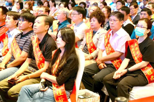 高雄市政府勞工局辦模範勞工及績優工會表揚