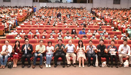 中鋼公司舉辦114年母親節心馨相應音樂會