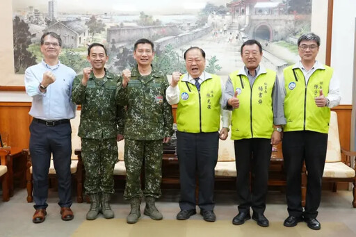 澎防部新任指揮官陳俊源拜會陳光復