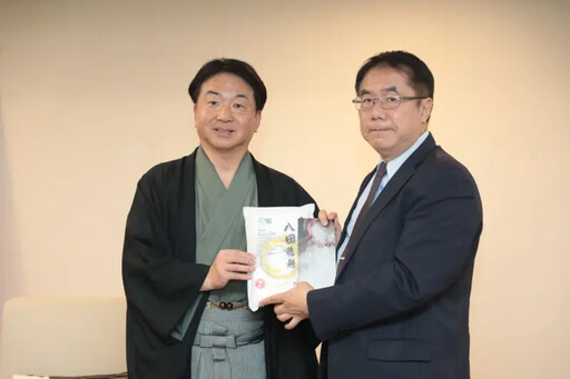 黃偉哲感謝寺田一博深化兩市交流