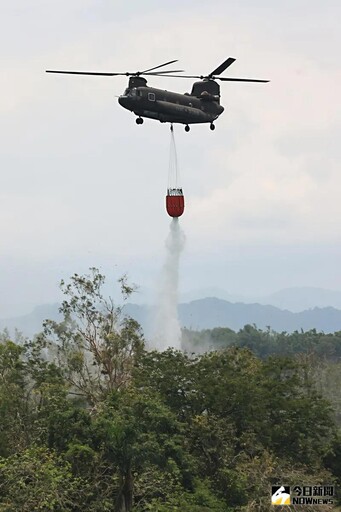 影/飛訓部CH-47SD直升機 烏山頭水庫
