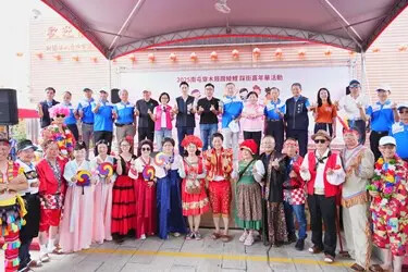 中市慶端午「穿木屐躦鯪鯉」千人踩街同樂