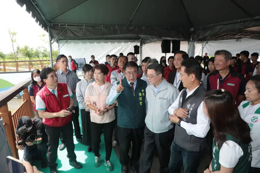 黃偉哲向卓揆爭取補助推動水利建設