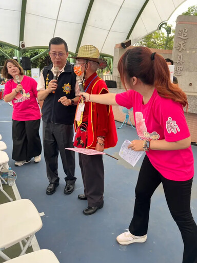 分享防詐案例 高市少年警攜銀髮族華山論詐