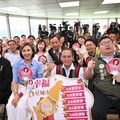 力拚高雄市長初選起手式 邱議瑩成立競辦