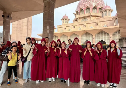 犒賞優秀教職員葳格國際學校招待出國旅遊