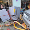 警匪追逐！車手拒捕暴衝撞3警掛彩1婦骨折