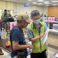 黃偉哲：丹娜絲復原公務員加班費全數核給