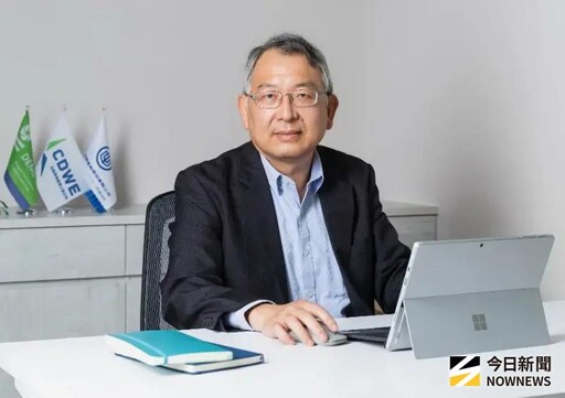 台船環海完成海龍離岸風場套管水下基礎安裝