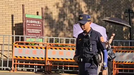 柯文哲7千萬交保 小草湧北院接阿北回家