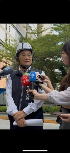 新光三越廠商今進貨櫃姐流浪半年回歸太開心