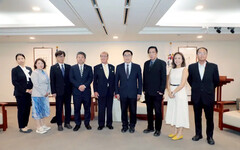 金澤市議會議長前誠一率團訪黃偉哲