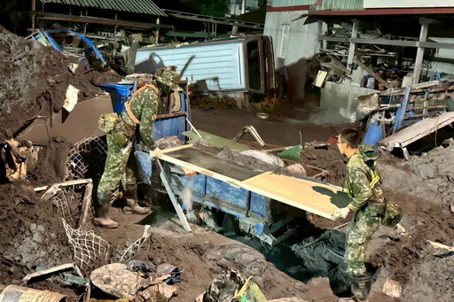 國軍三大作戰區合力援花蓮 日以繼夜拼復原