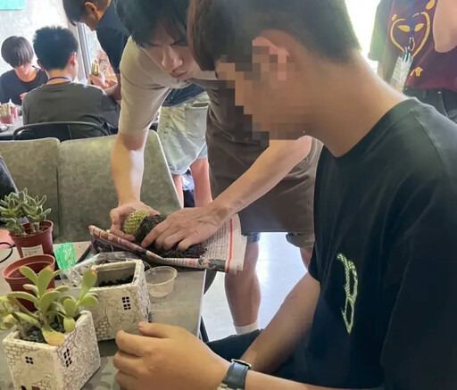 高市少年隊攜手少年走進多肉秘境