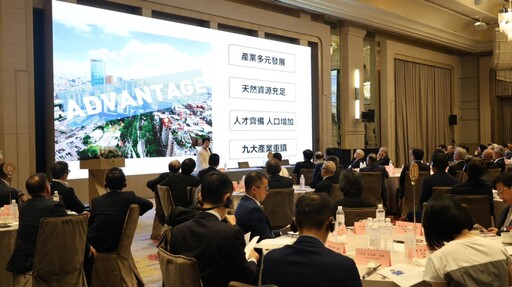 三三企業例會 盧秀燕出席交流經貿局勢拚經濟心法