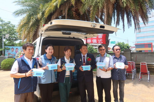 家扶5152號愛心車 載運彰化縣社會福利新里程