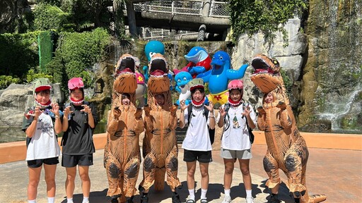 大手牽小手玩整天!全家人都愛的海洋派對正在上演